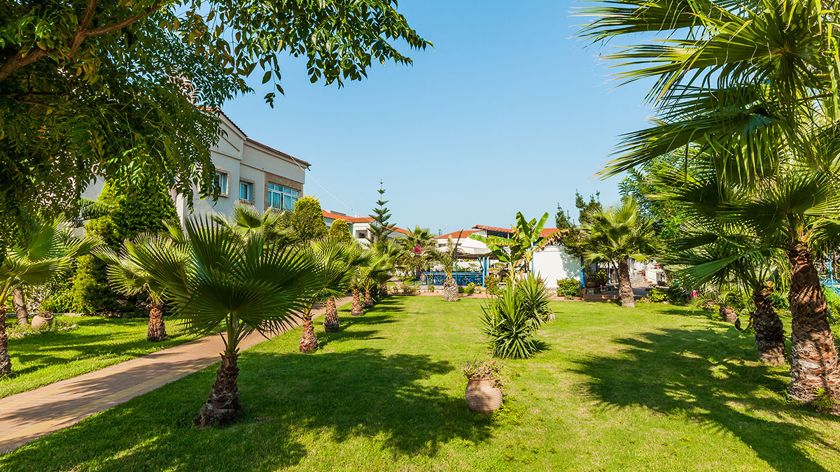 Tresor Sousouras Hotel